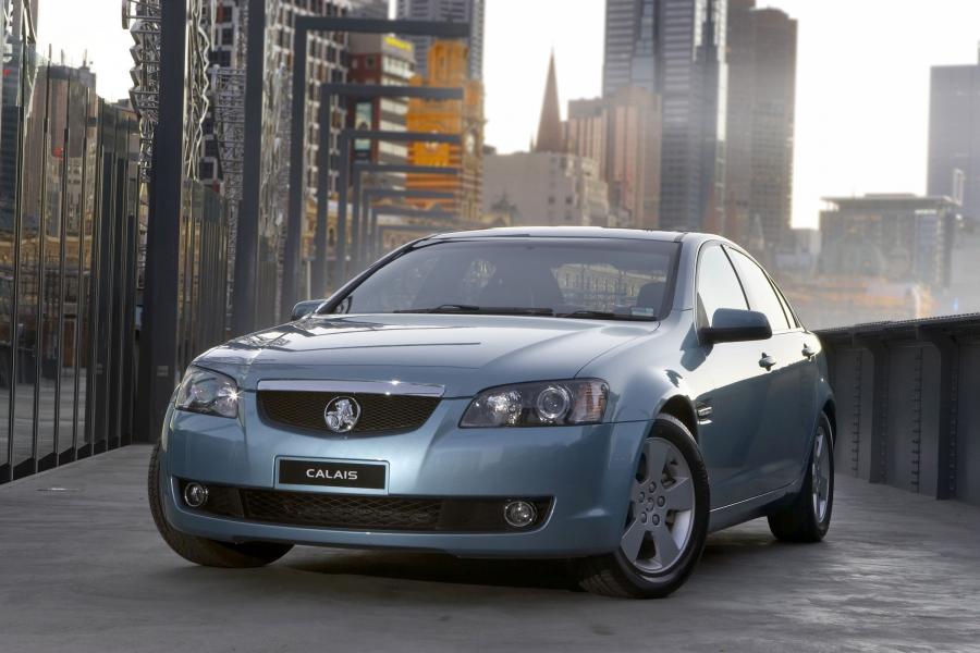  Holden Calais 2006 года  (фото 13 из 29)